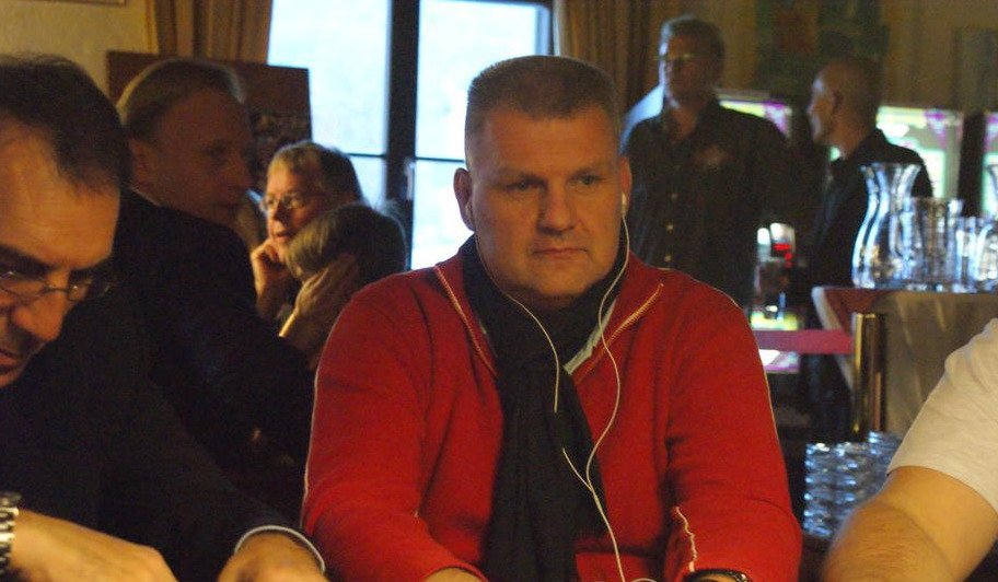 Roland Schuster roland schuster